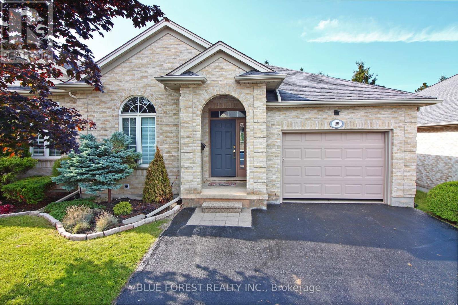 29 - 285 MCGARRELL DRIVE, London