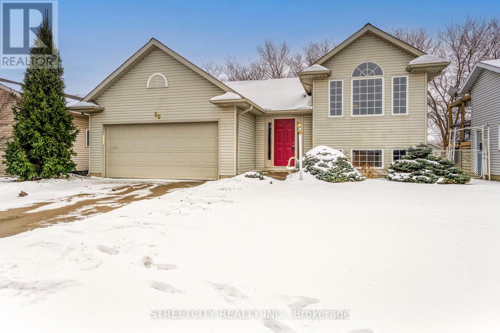 60 D ANDREA TRAIL, Sarnia