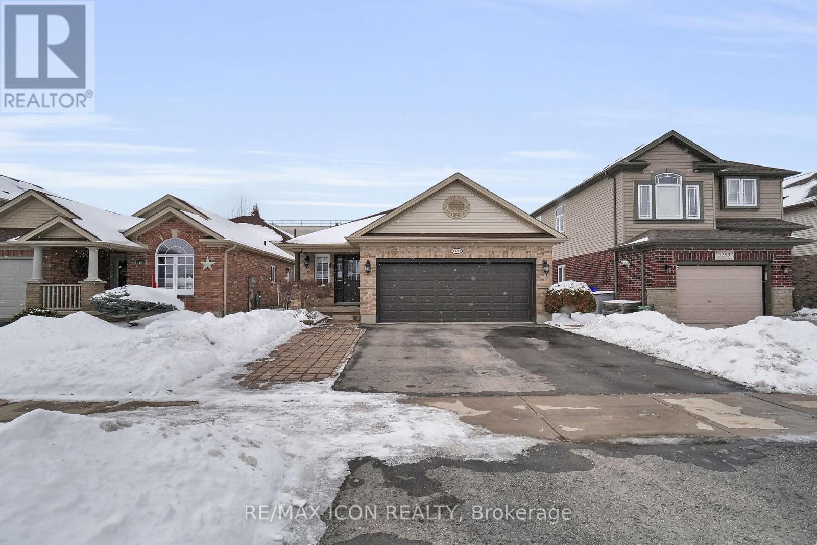 3299 EMILYCARR LANE, London