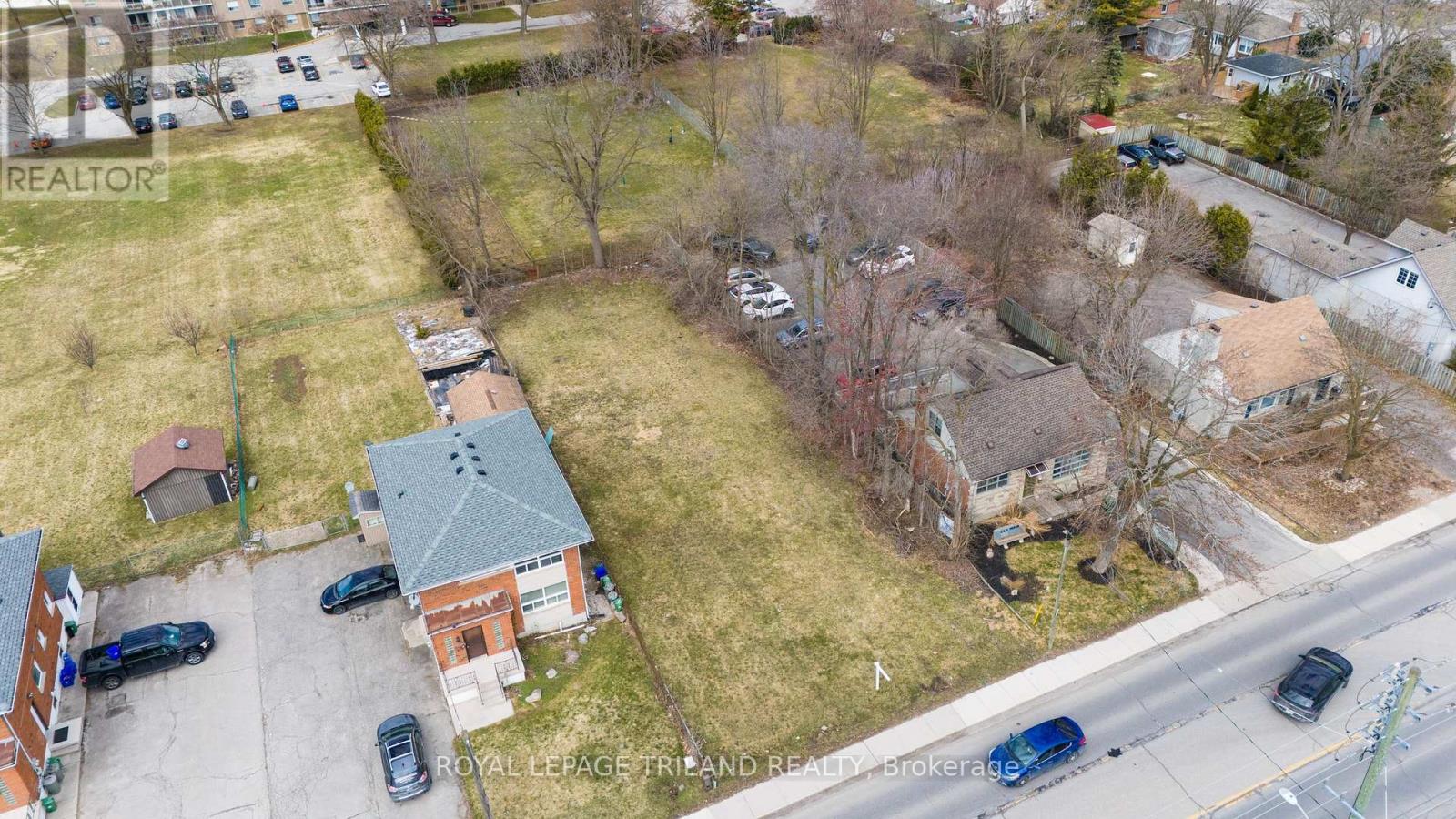 656 HURON STREET, London