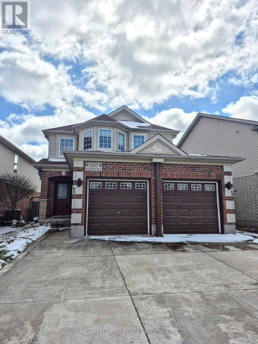 1307 BLACKMAPLE DRIVE, London East (East A)