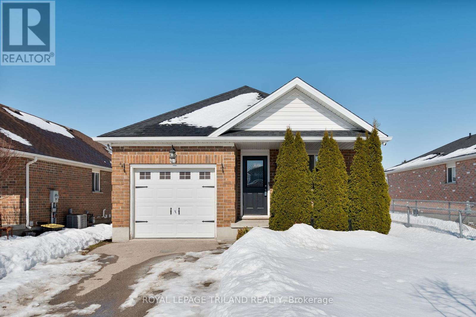 916 MARIGOLD STREET, London North (North C)