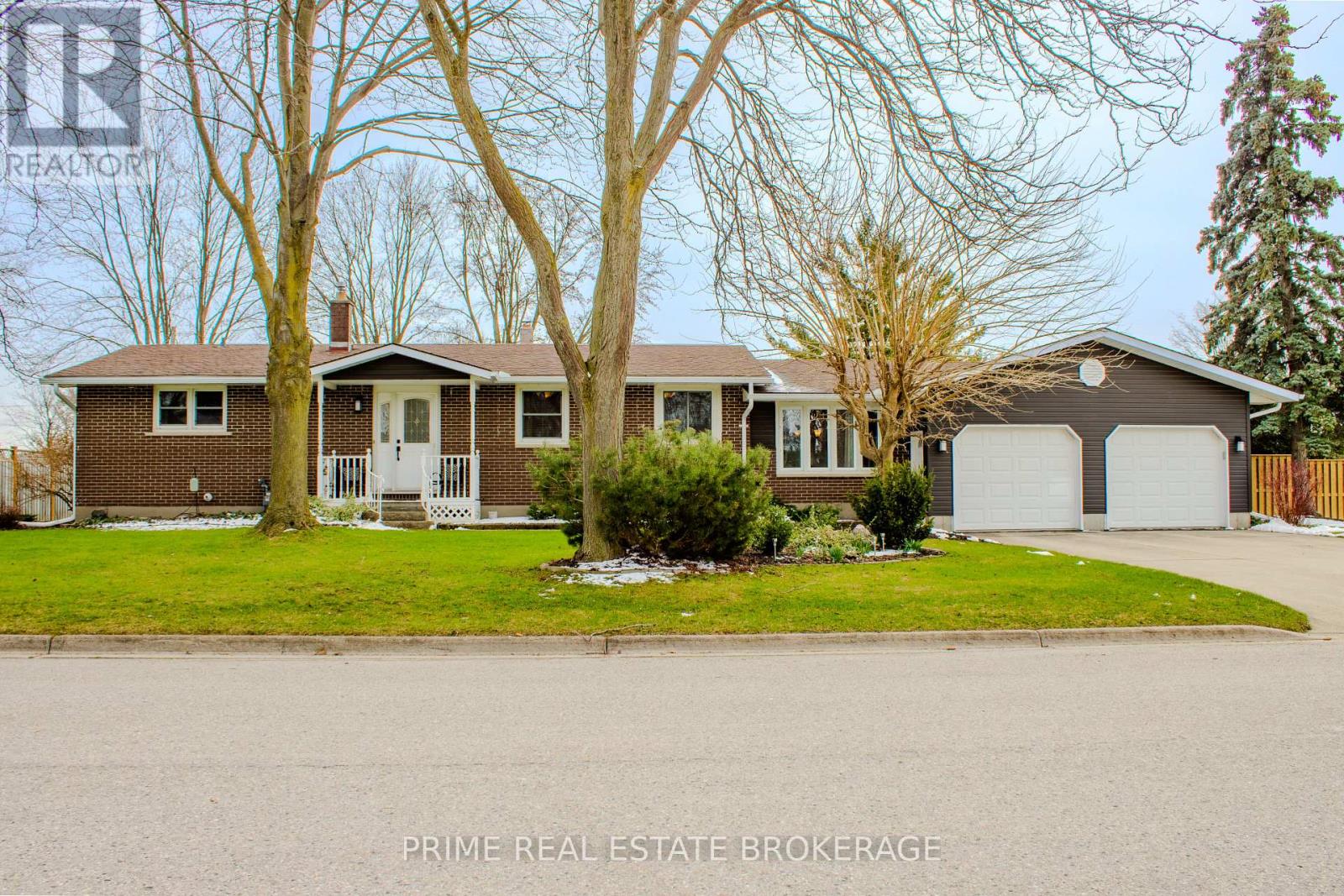 254 PRYDE BOULEVARD, South Huron (Exeter)