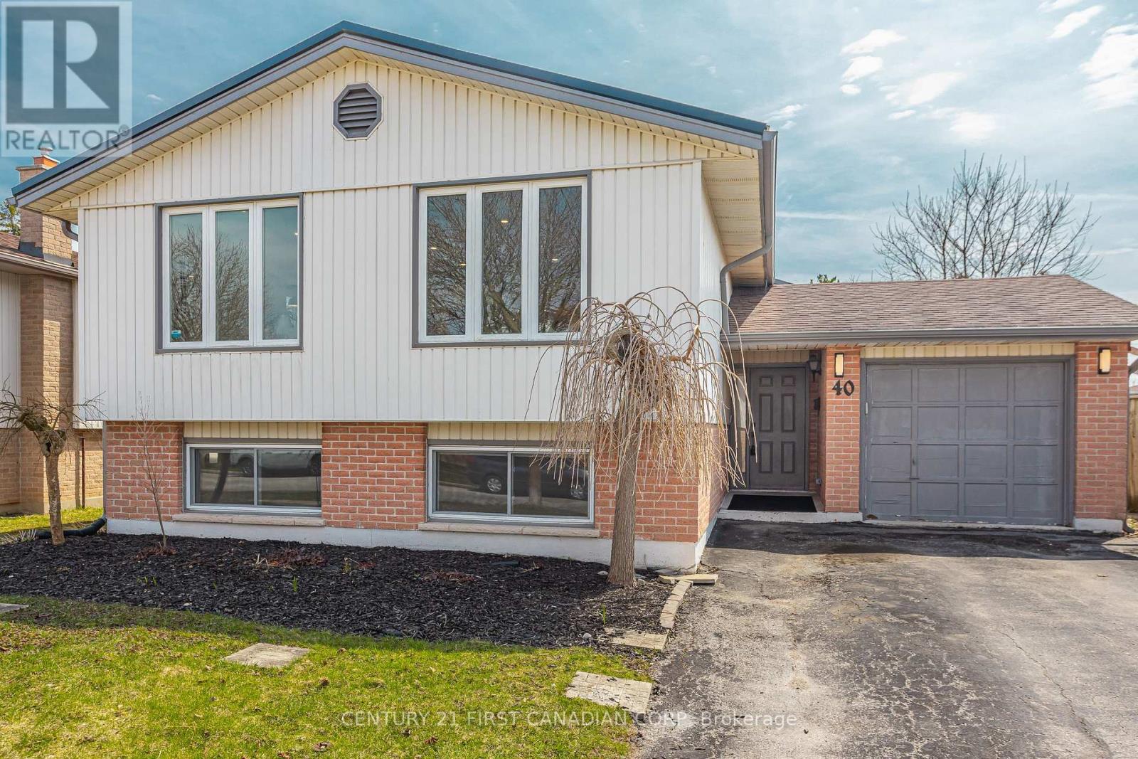 40 BEXHILL DRIVE, London South (South Y)