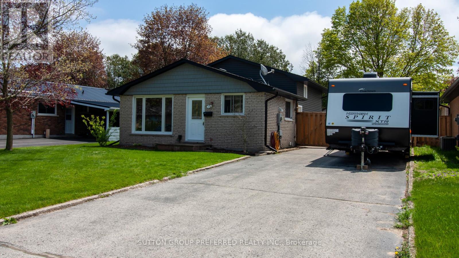 11 STONEY COURT, Tillsonburg