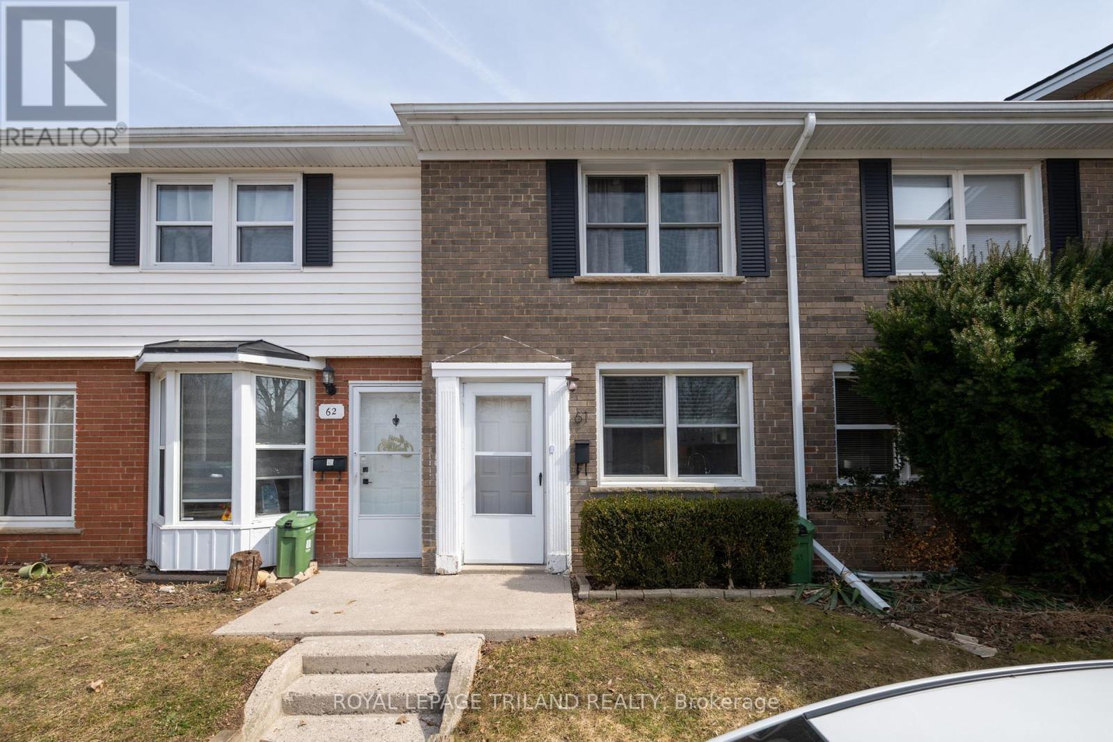 61 ARBOUR GLEN CRESCENT, London East (East A)