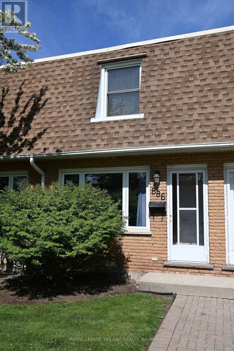 886 NOTRE DAME DRIVE, London South (South O)