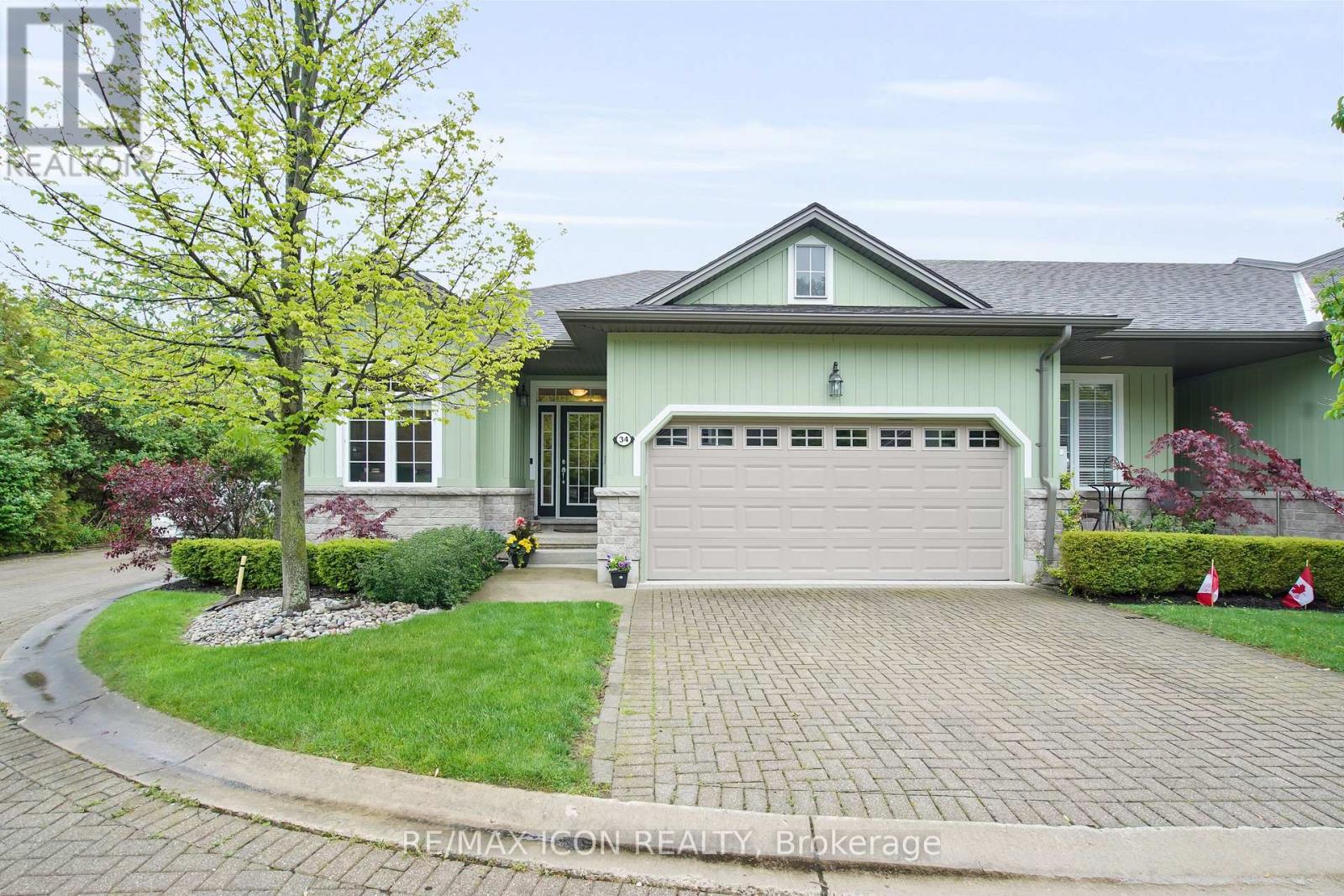 34 OAKWOOD LINKS LANE, Lambton Shores (Grand Bend)