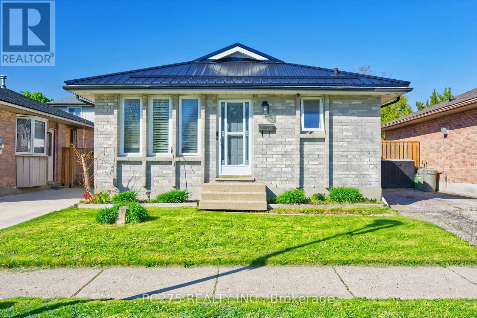 110 CARLYLE DRIVE, London East (East I)