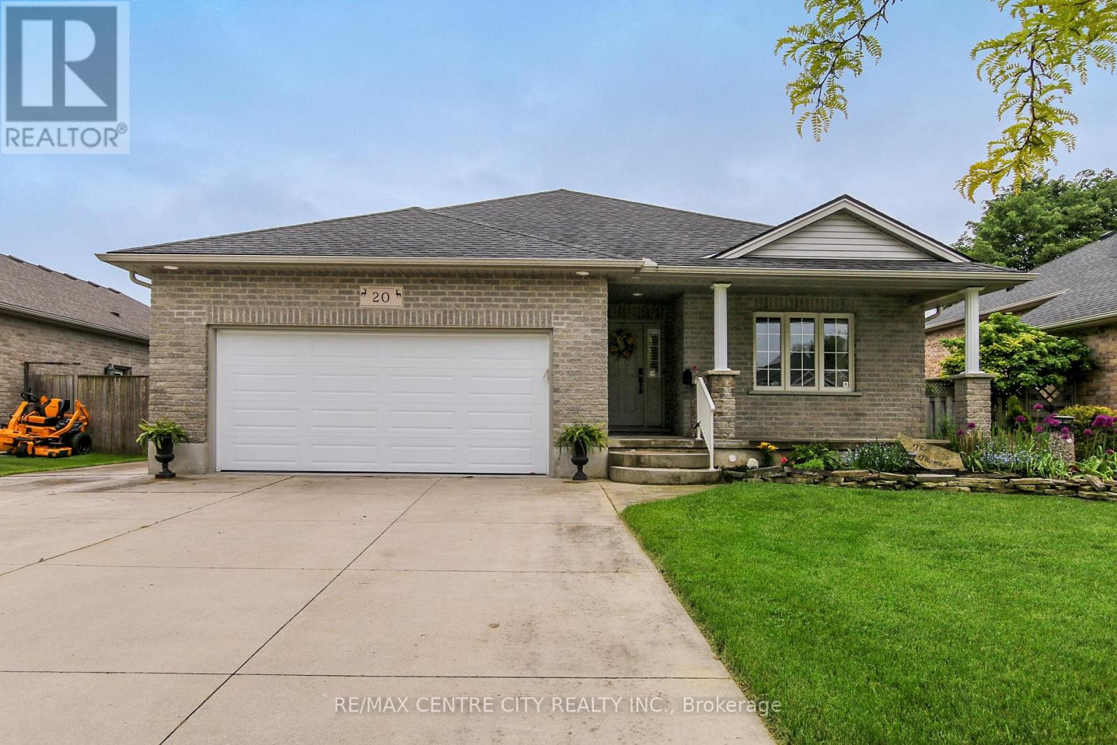 20 STEEPLECHASE COURT, St. Thomas