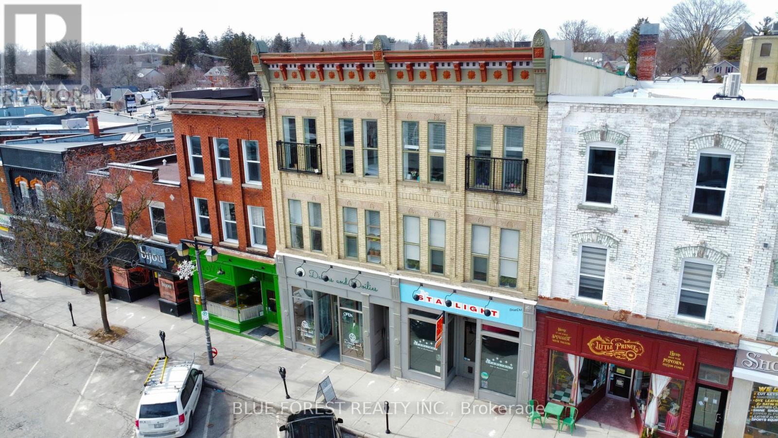 302 - 64 WELLINGTON STREET, Stratford