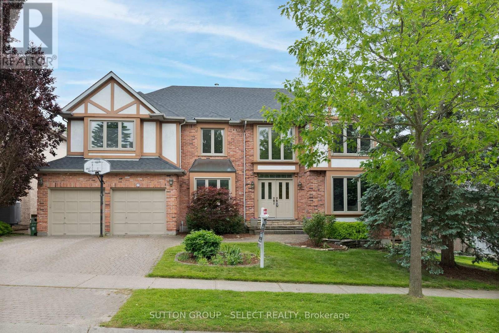 27 GLENRIDGE CRESCENT, London North (North A)