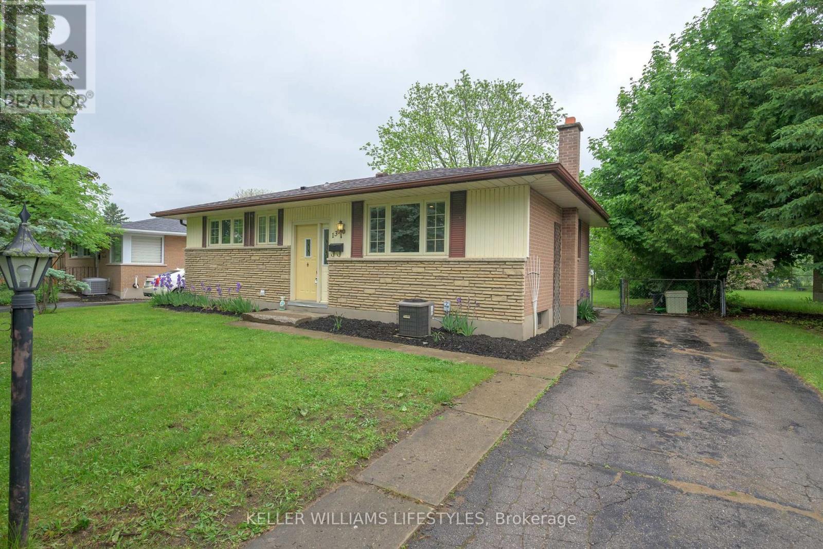 130 PAWNEE ROAD, London East (East D)