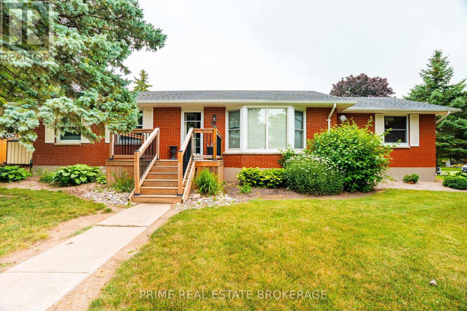 36 ORCHARD STREET, South Huron (Exeter)
