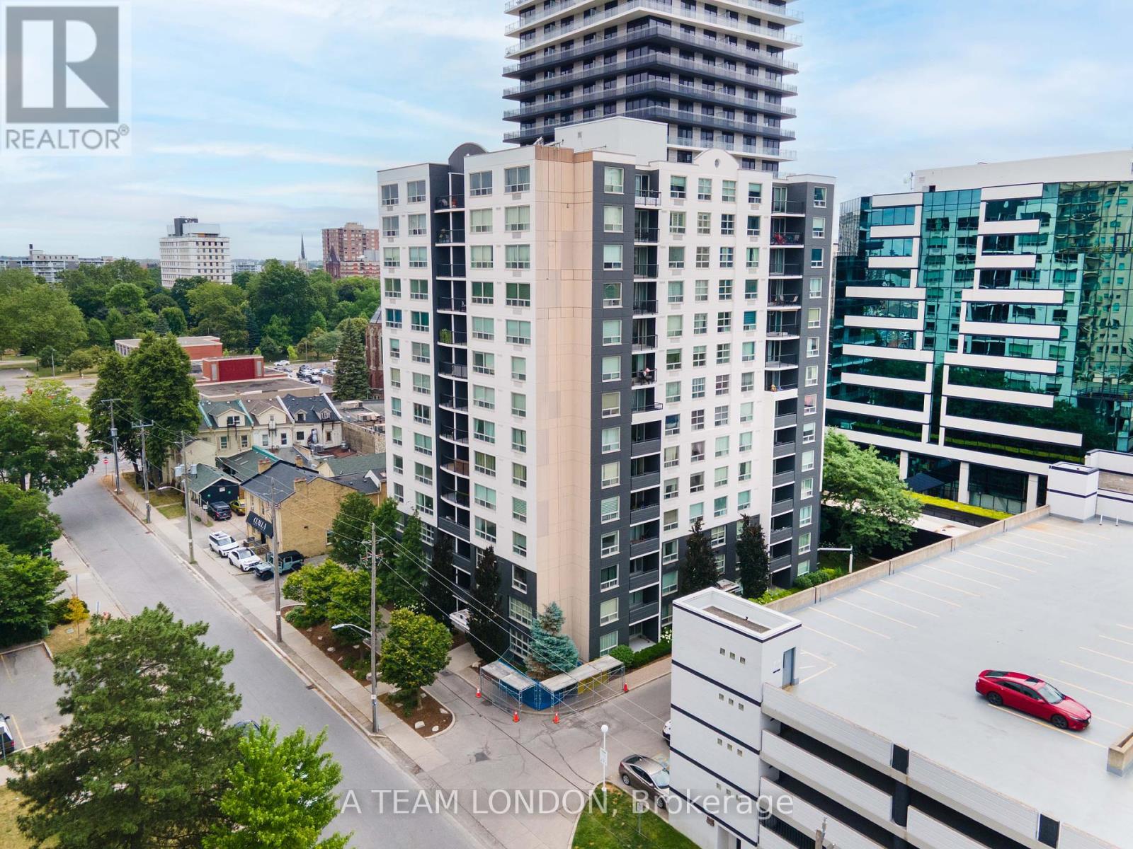 407 - 155 KENT STREET, London East (East F)