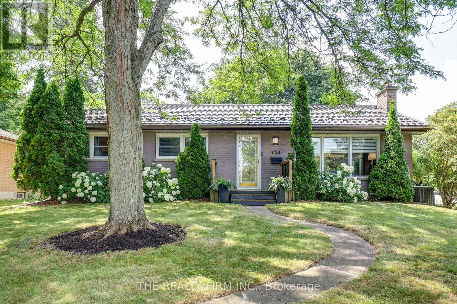 1158 NASHUA AVENUE, London South (South B)