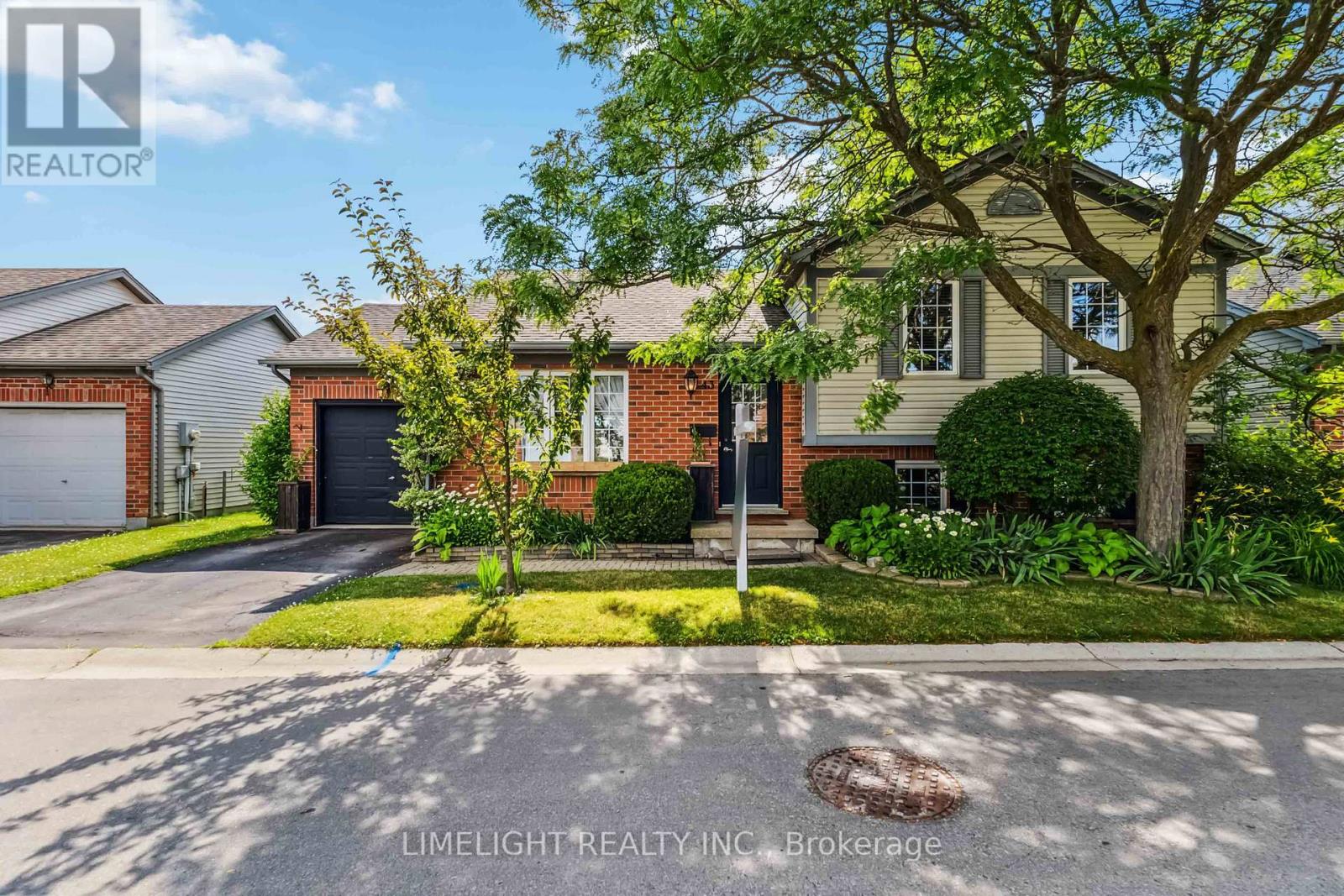 43 - 335 LIGHTHOUSE ROAD, London South (South U)