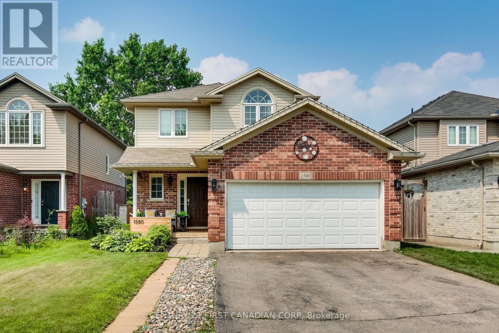 1580 GREEN GABLES ROAD, London South (South U)