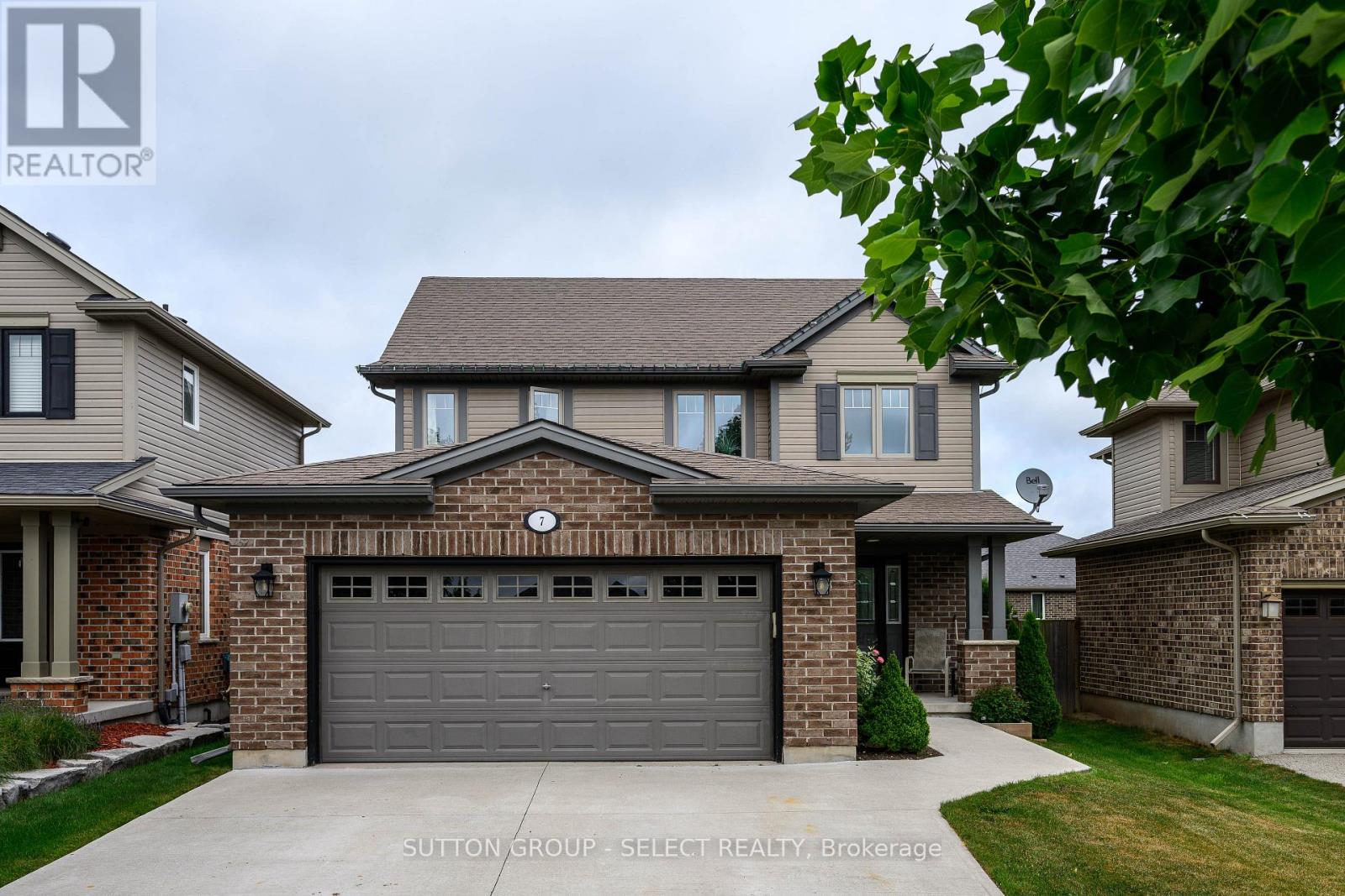 7 AMBLESIDE DRIVE, St. Thomas