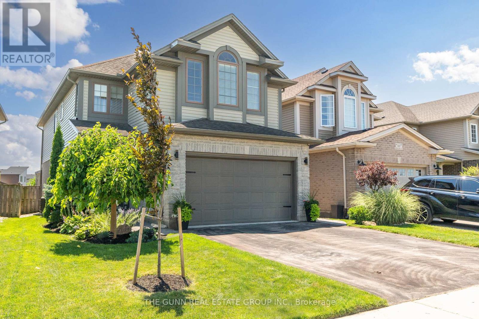 1489 GREEN GABLES ROAD, London South (South U)