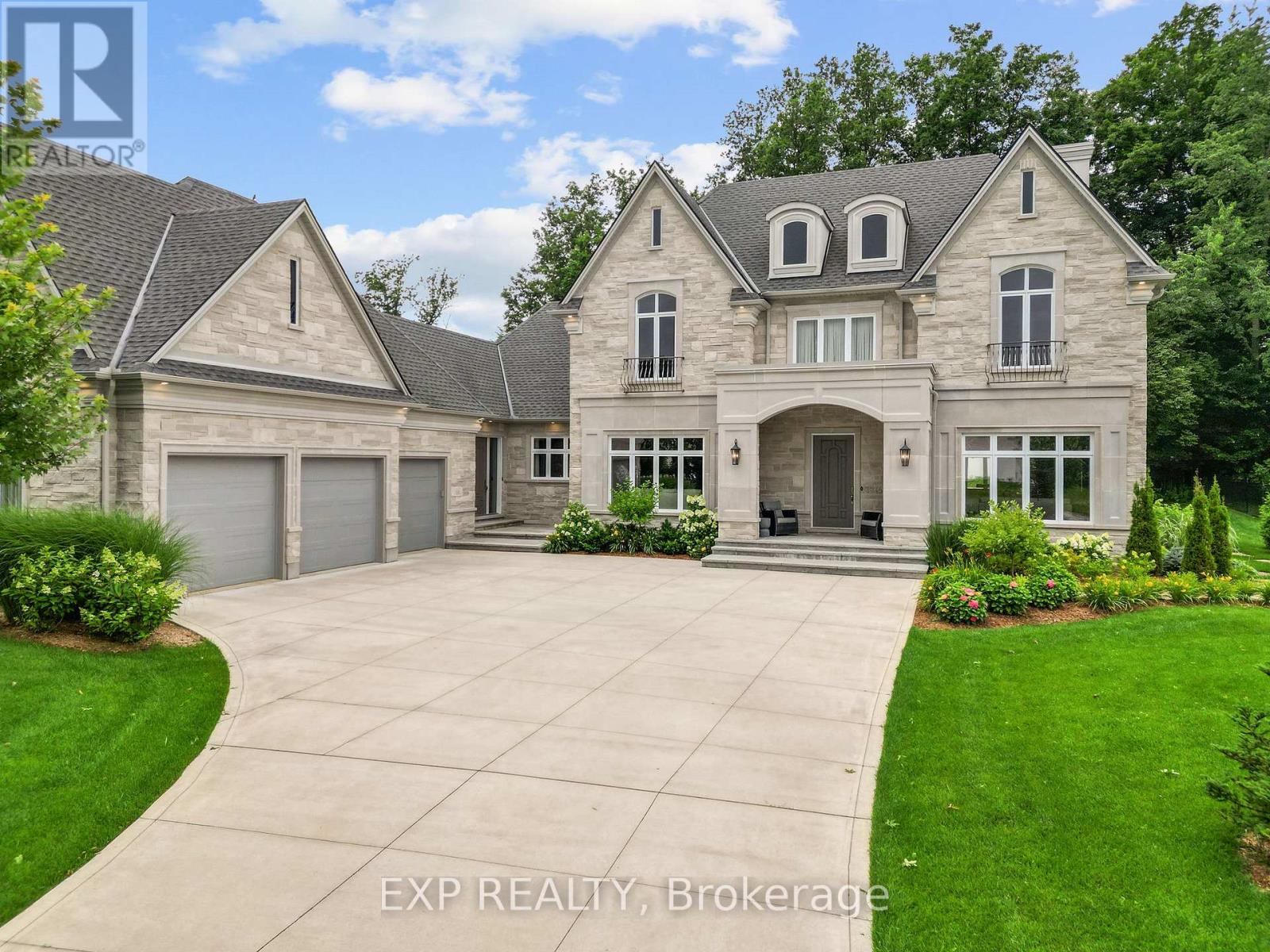 3845 DEER TRAIL, London South (South V)