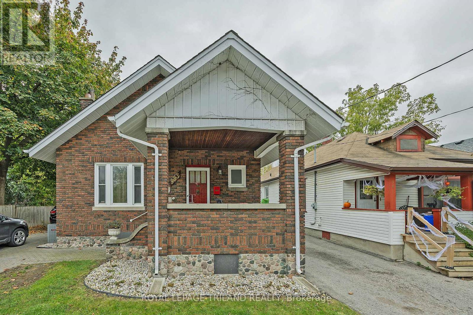 983 ORMSBY STREET, London East (East L)