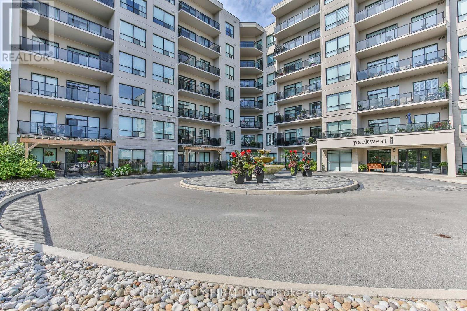 409 - 1200 COMMISSIONERS ROAD W, London South (South B)