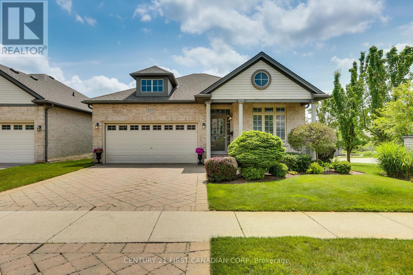 507 BLUE JAY DRIVE, London North (North B)