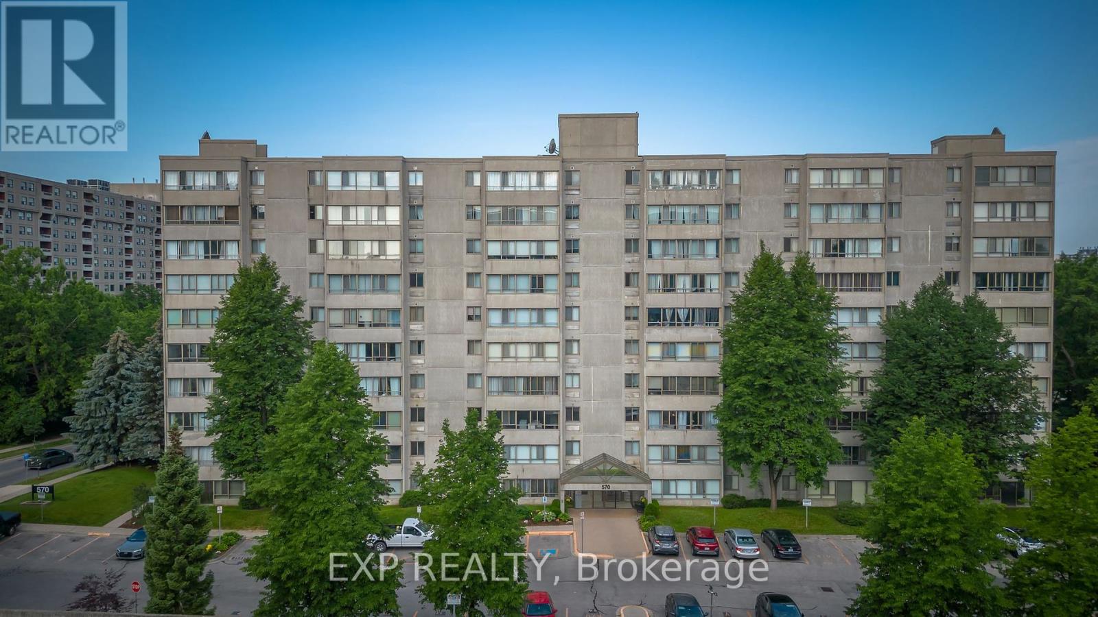 910 - 570 PROUDFOOT LANE, London North (North N)