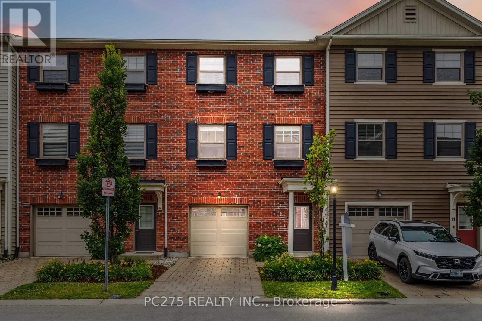 15 - 1040 CORONATION DRIVE, London North (North I)