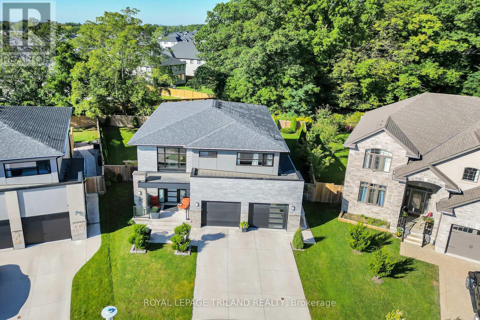 2438 RED THORNE AVENUE, London South (South V)