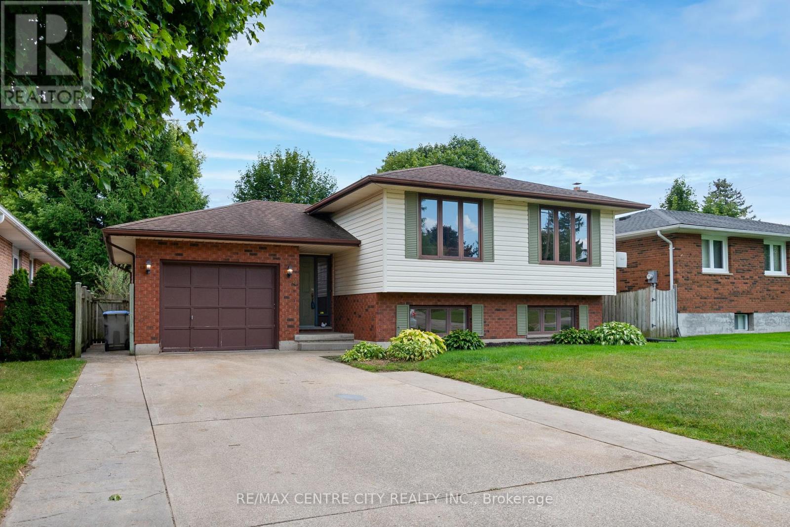 4 ARVALEIGH END, Strathroy-Caradoc (NW)