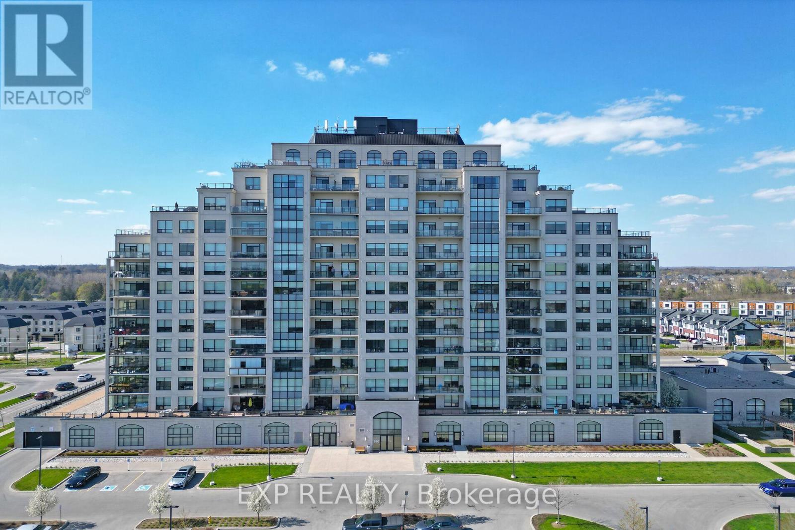709 - 260 VILLAGEWALK BOULEVARD, London North (North R)