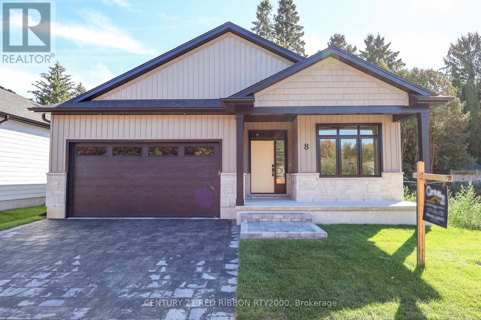 22 - 430 HEAD STREET N, Strathroy-Caradoc (NE)