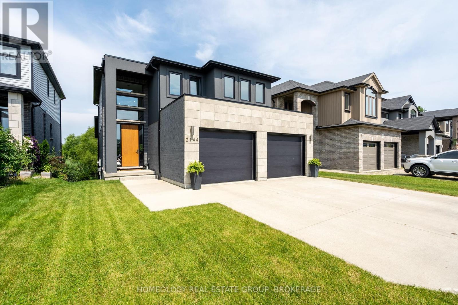 2144 YELLOWBIRCH PLACE, London