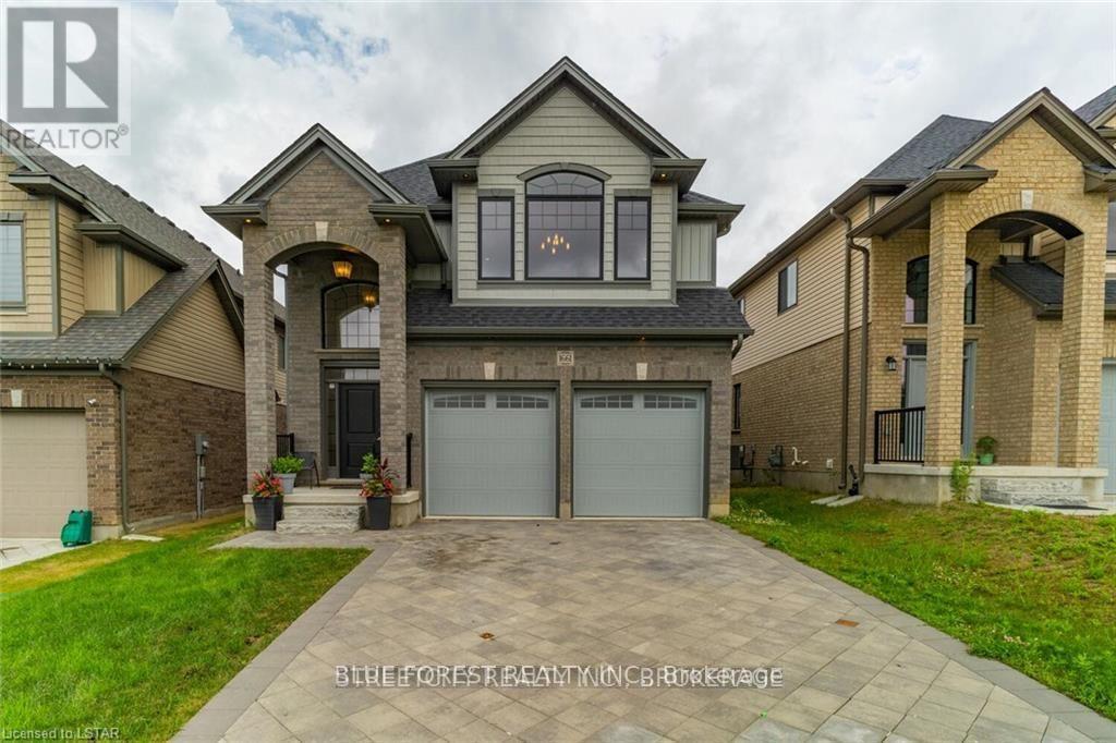 1661 FINLEY CRESCENT, London