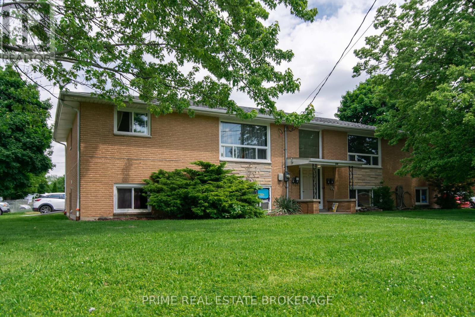 135 SEMENYM AVENUE, Chatham-Kent (Chatham)