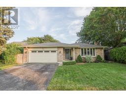 301 Blackacres Boulevard, MLS X13690986