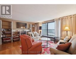 1418 - 55 HARBOUR SQUARE - 13