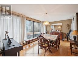 1418 - 55 HARBOUR SQUARE - 18