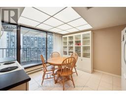 1418 - 55 HARBOUR SQUARE - 22
