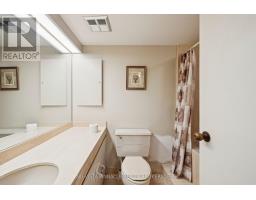1418 - 55 HARBOUR SQUARE - 33