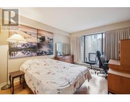 1418 - 55 HARBOUR SQUARE - 35