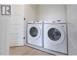 24 - 233 UPPER QUEEN STREET - 31