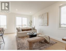 19 - 147 SCOTTS DRIVE - 11