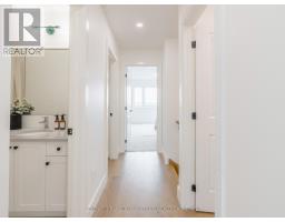 19 - 147 SCOTTS DRIVE - 22
