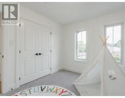 19 - 147 SCOTTS DRIVE - 26