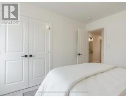 19 - 147 SCOTTS DRIVE - 36