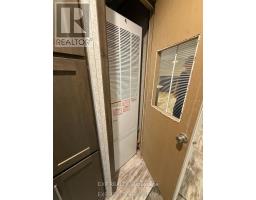 616 - 923590 ROAD 92 ROAD - 33