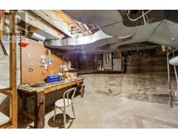15 MAYFAIR DRIVE - 48